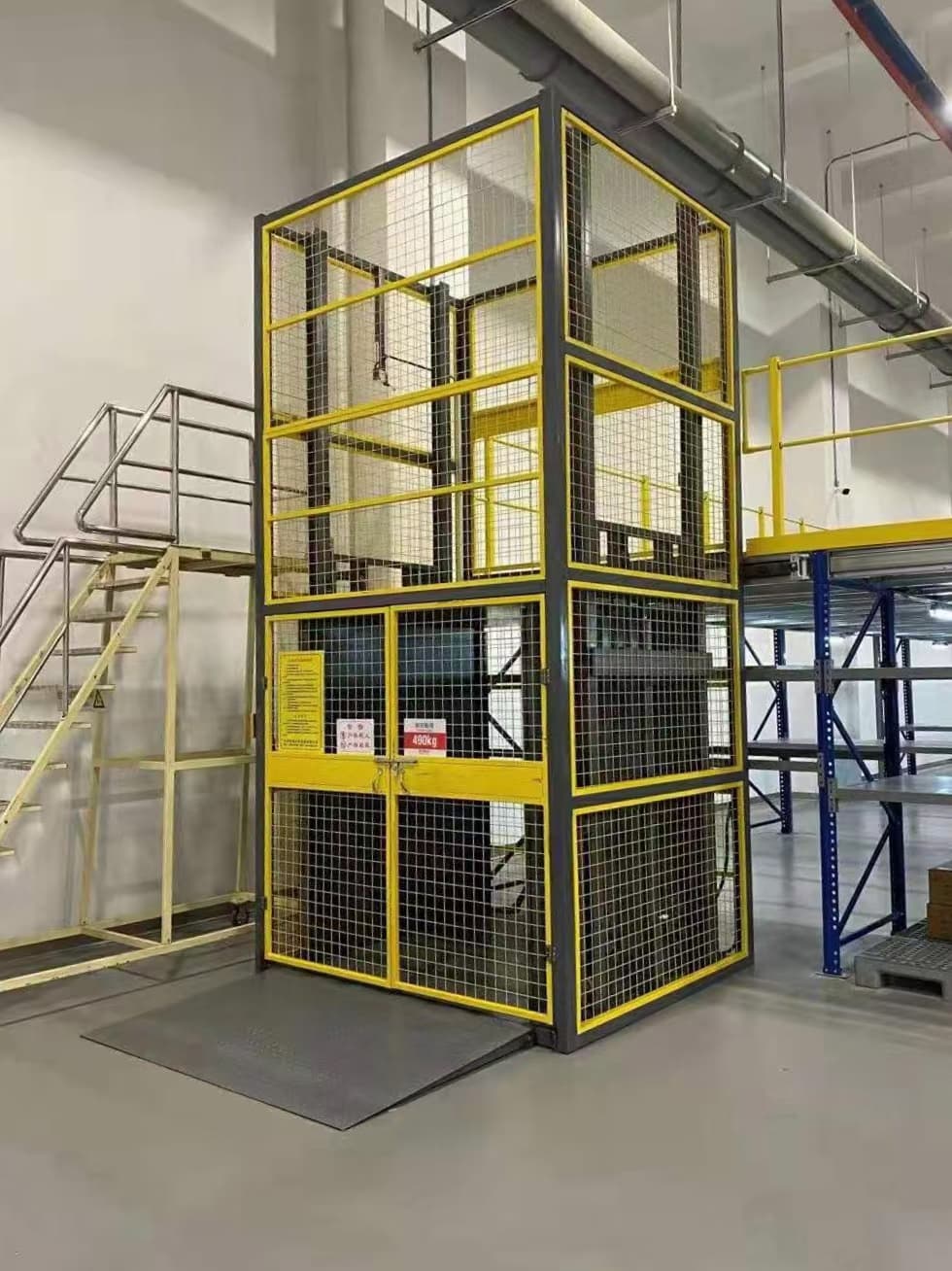 貨物升降平臺(tái)解決方案